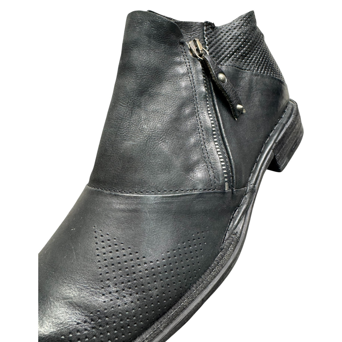 A.S.98 black boots