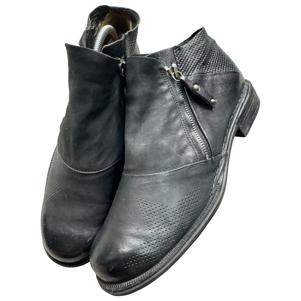 A.S.98 black boots