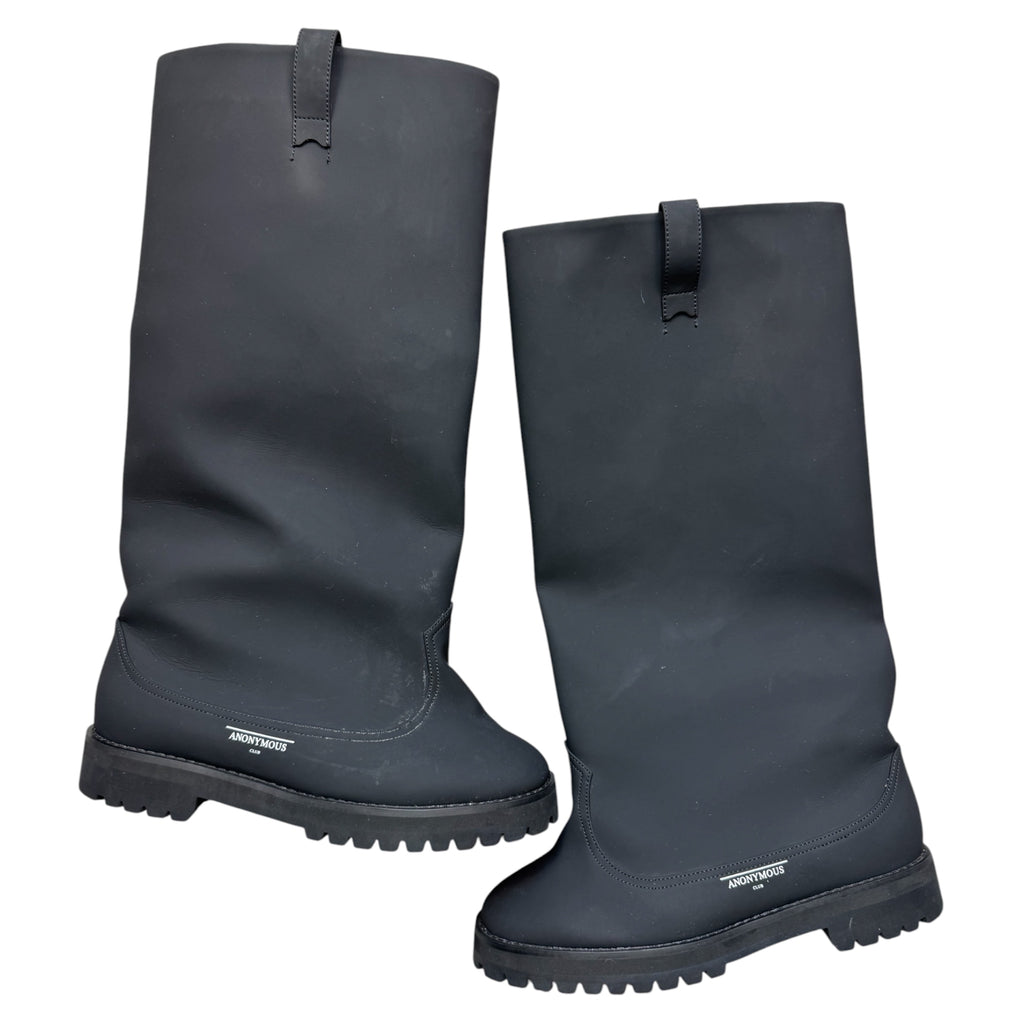 Anonymous club boots
