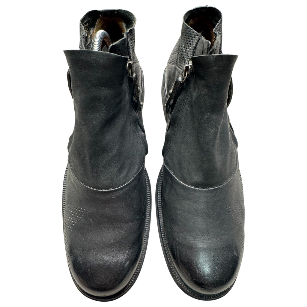 A.S.98 black boots
