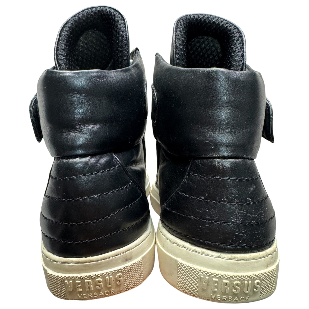 Versace lion tongue shoes