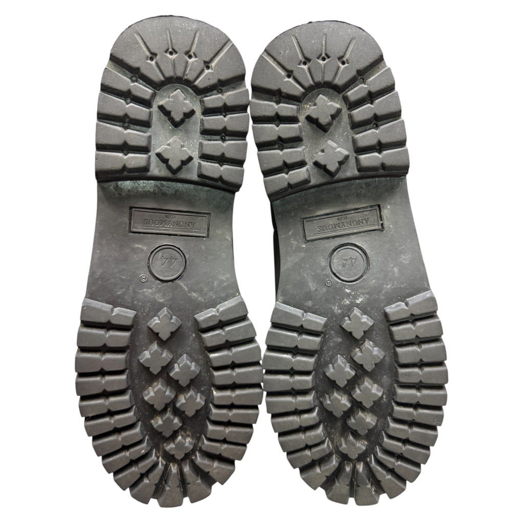 Anonymous club boots