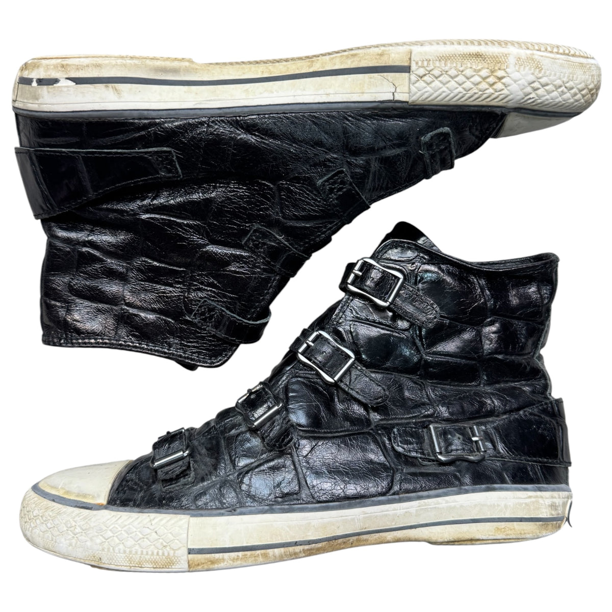 Ash crocodile leather buckle shoes
